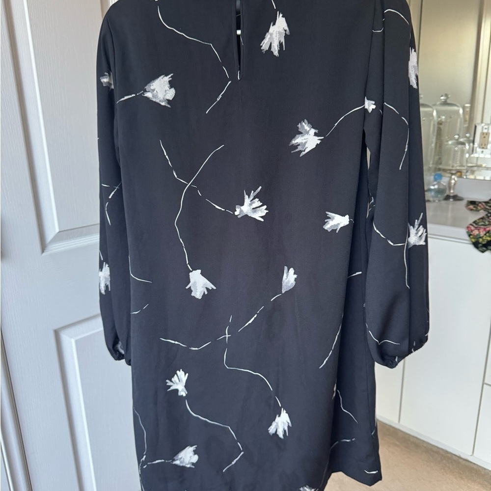 A New  Day Black Dress with White Floral Pattern US Small - Picture 6 of 11